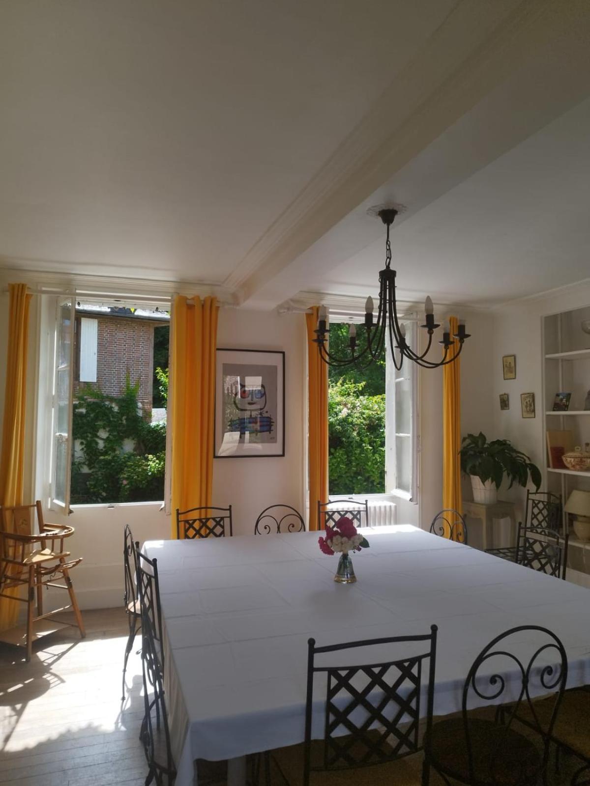Il Etait Une Fois Un Jardin Saint-Fargeau  Exterior photo